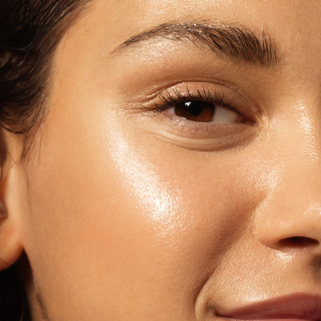 Glowing skin with Boofootel hyaluronic acid serum