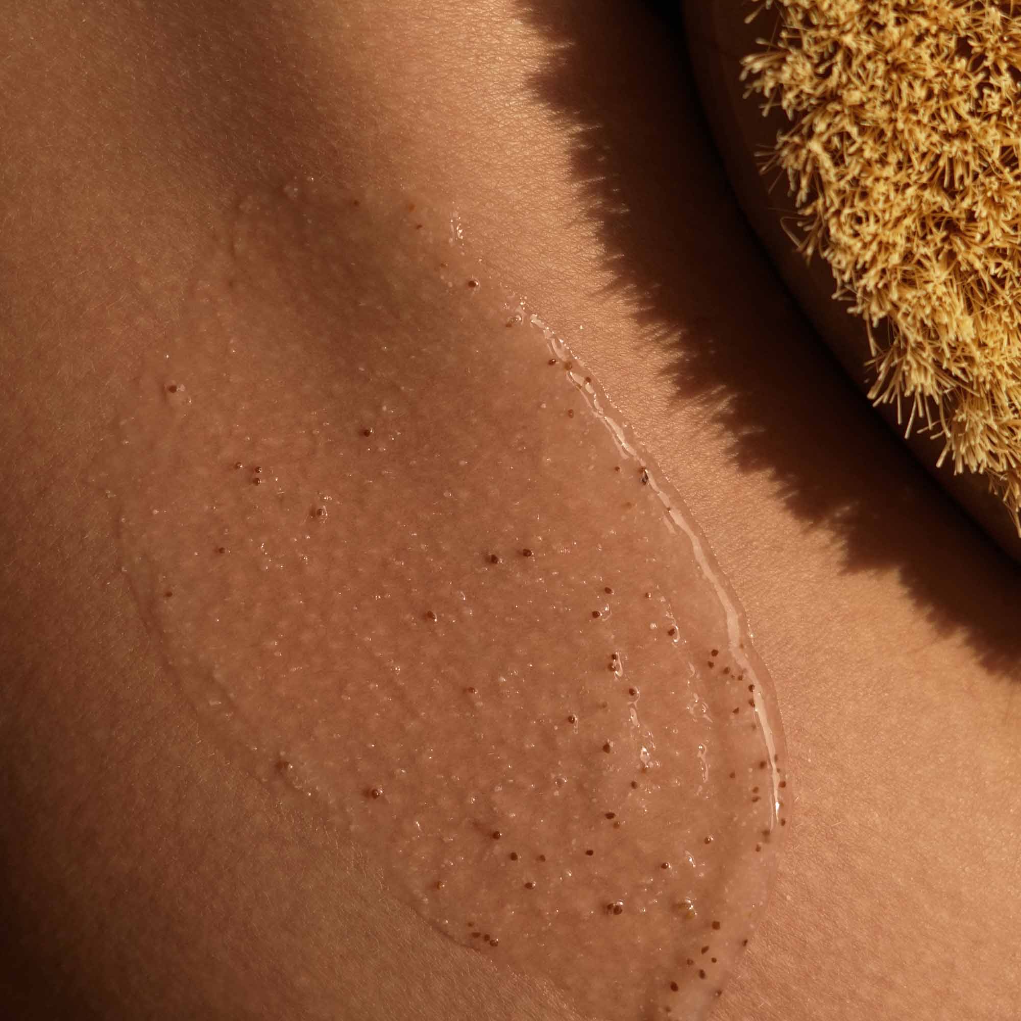 Boofootel Soopersmooth Body Serum genty exfoliates legs with glycolic acid and lactic acid